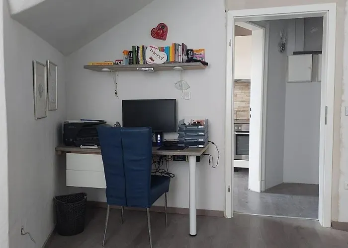 Modernes In Am Hauptbahnhof * Minden (North Rhine-Westphalia)